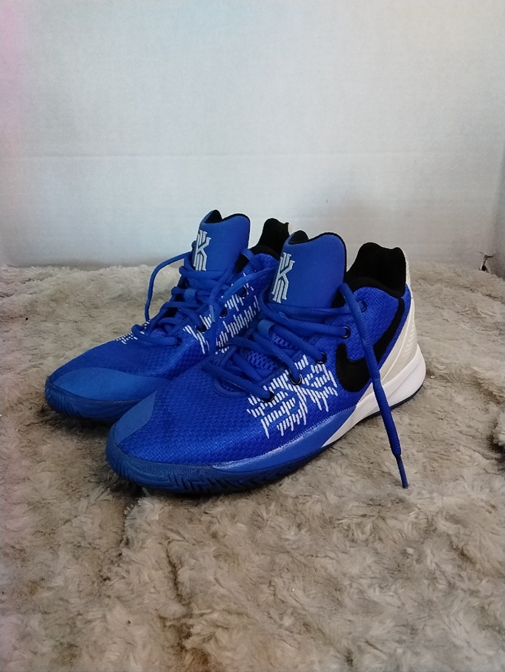 Nike Kyrie Flytrap 2 Duke Blue AQ3412-400 Youth Size 5.5.